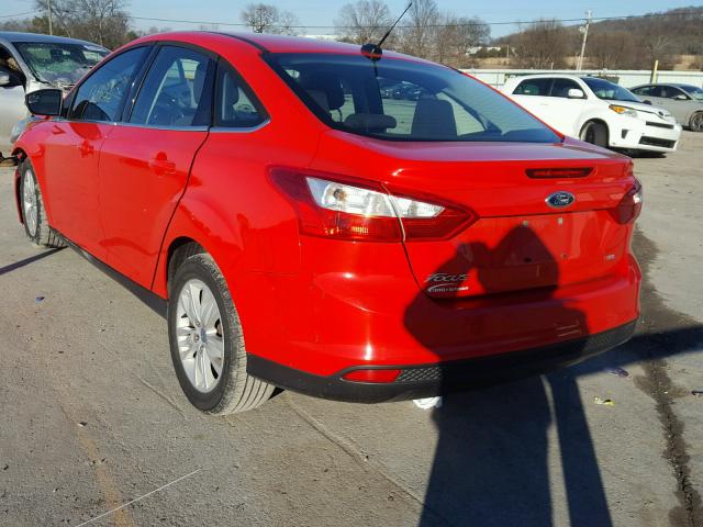 1FAHP3H22CL317146 - 2012 FORD FOCUS SEL RED photo 3