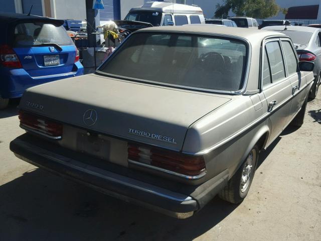 WDBAB33CXFA259456 - 1985 MERCEDES-BENZ 300 DT GRAY photo 4