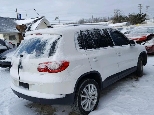 WVGBV75N39W069116 - 2009 VOLKSWAGEN TIGUAN SE WHITE photo 4