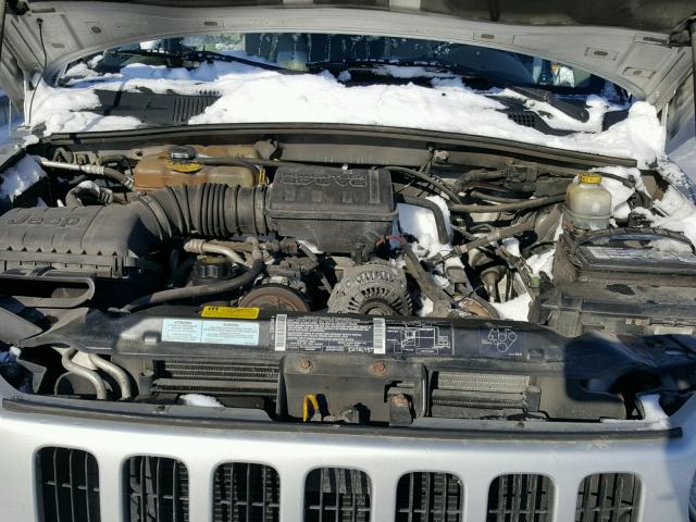 1J4GL58K82W105890 - 2002 JEEP LIBERTY LI SILVER photo 7