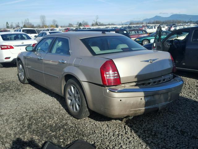 2C3LA63HX6H140886 - 2006 CHRYSLER 300C GOLD photo 3