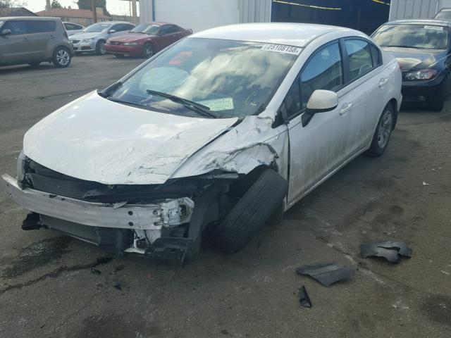 2HGFB2F52DH573455 - 2013 HONDA CIVIC LX WHITE photo 2