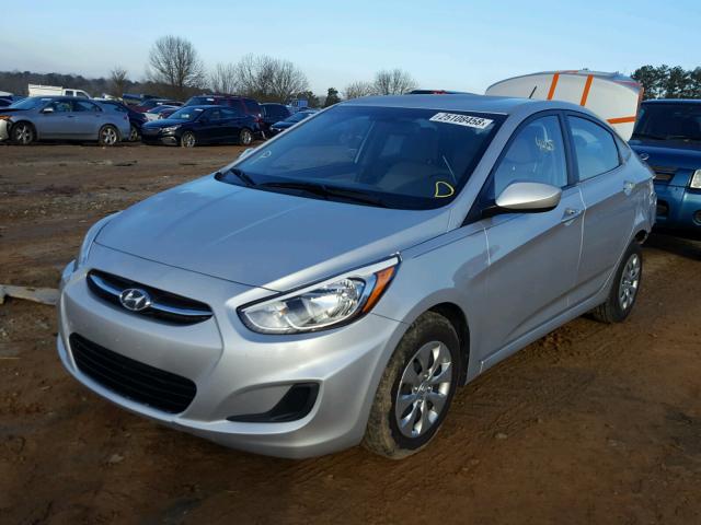 KMHCT4AE8GU968447 - 2016 HYUNDAI ACCENT SE SILVER photo 2