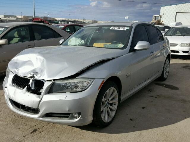 WBAPK7C51BA816413 - 2011 BMW 328 XI SILVER photo 2