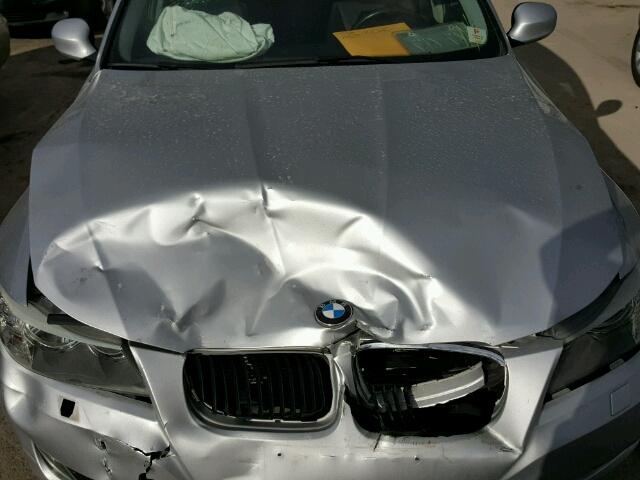 WBAPK7C51BA816413 - 2011 BMW 328 XI SILVER photo 7