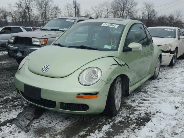 3VWRW31C77M507840 - 2007 VOLKSWAGEN NEW BEETLE GREEN photo 2