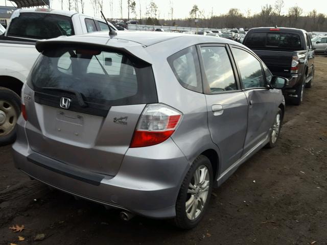 JHMGE8G4XAC024943 - 2010 HONDA FIT SPORT GRAY photo 4