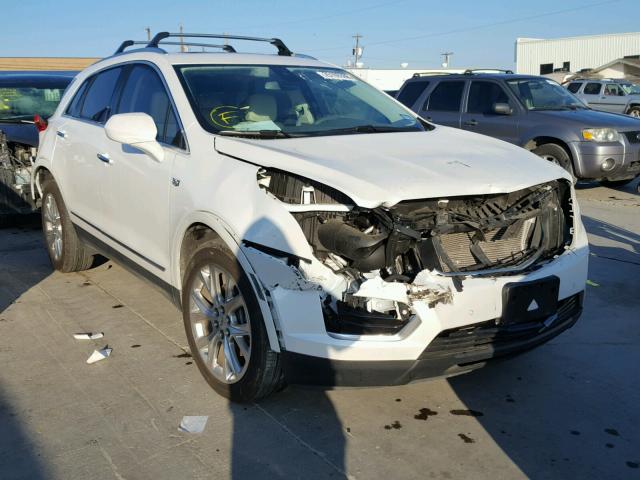 1GYKNBRS4HZ155081 - 2017 CADILLAC XT5 LUXURY WHITE photo 1