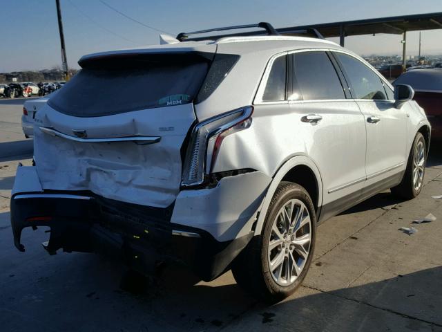 1GYKNBRS4HZ155081 - 2017 CADILLAC XT5 LUXURY WHITE photo 4