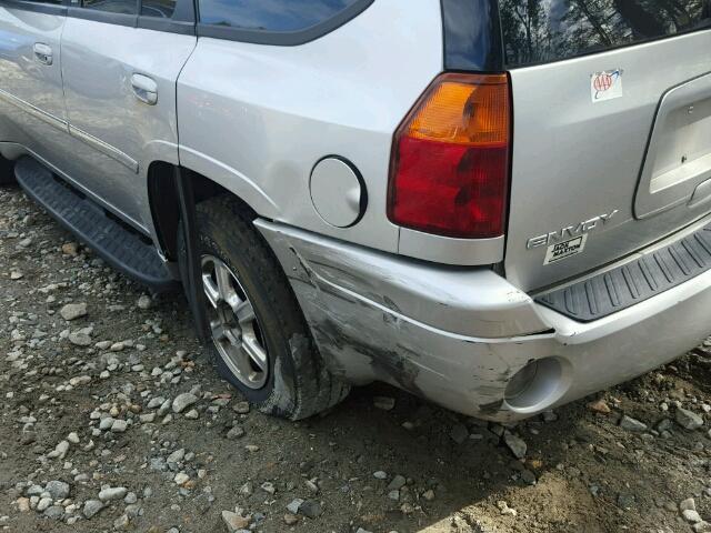 1GKDT13S862308420 - 2006 GMC ENVOY SILVER photo 9