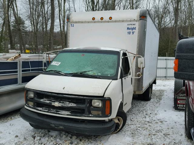 1GBJG31R1X1112278 - 1999 CHEVROLET EXPRESS WHITE photo 2