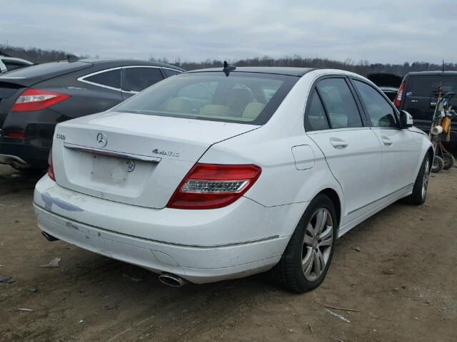 WDDGF81X08F081815 - 2008 MERCEDES-BENZ C 300 4MAT WHITE photo 4