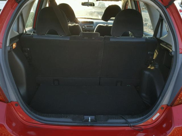 JHMGD37677S000296 - 2007 HONDA FIT S RED photo 9