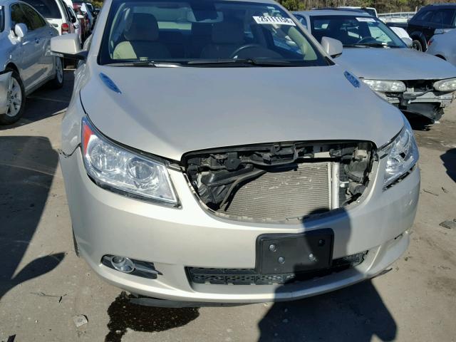 1G4GC5EG5AF137261 - 2010 BUICK LACROSSE C GOLD photo 9