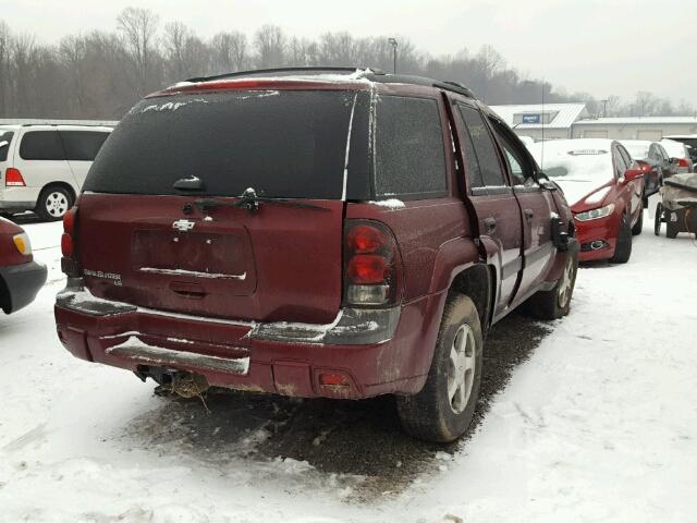 1GNDT13SX52164547 - 2005 CHEVROLET TRAILBLAZE BURGUNDY photo 4