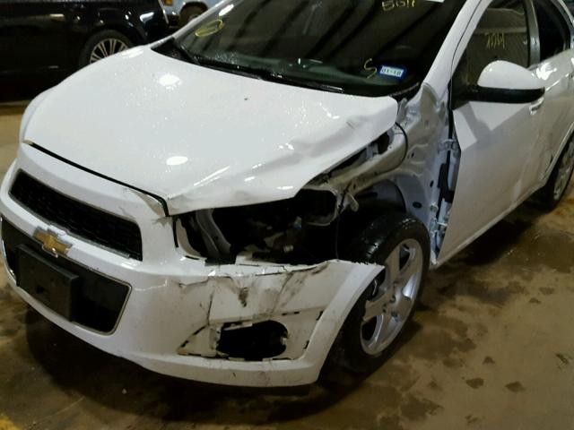 1G1JE5SB1E4215011 - 2014 CHEVROLET SONIC LTZ WHITE photo 9