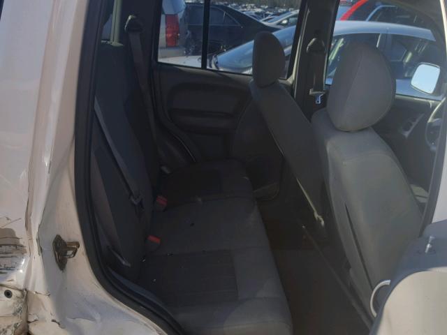 1J4GL58K55W564377 - 2005 JEEP LIBERTY LI WHITE photo 6
