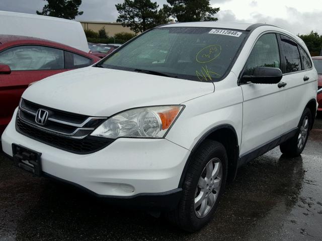 JHLRE4H47BC002419 - 2011 HONDA CR-V SE WHITE photo 2