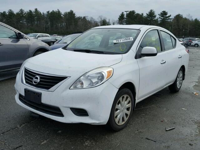 3N1CN7AP1CL855335 - 2012 NISSAN VERSA S WHITE photo 2