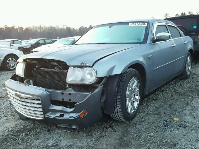 2C3KA63H76H408899 - 2006 CHRYSLER 300C GRAY photo 2