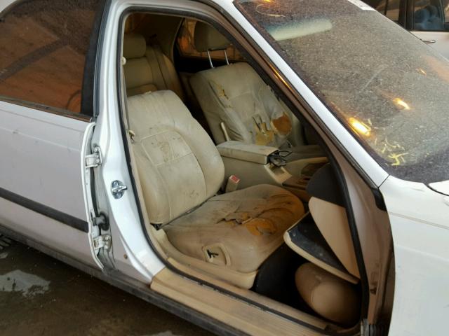 JH4KA766XNC018648 - 1992 ACURA LEGEND L WHITE photo 9