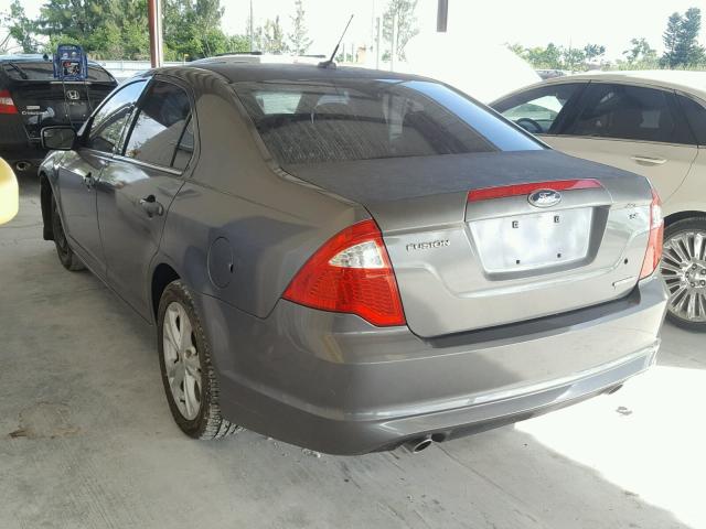 3FAHP0HGXCR249819 - 2012 FORD FUSION SE GRAY photo 3