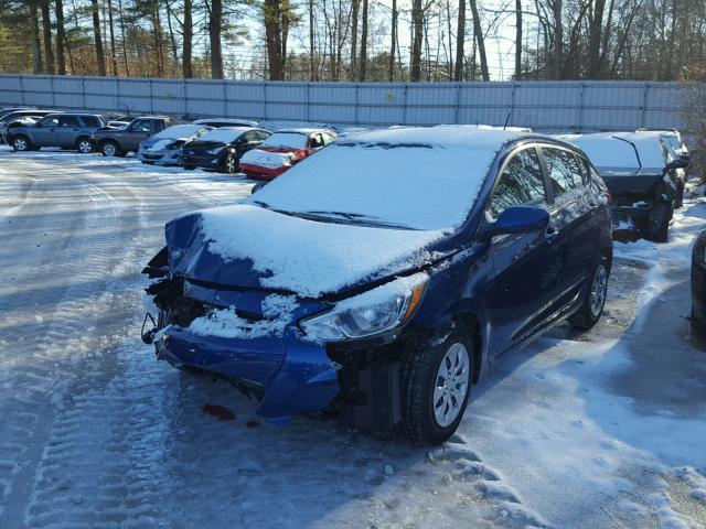 KMHCT5AE6HU320743 - 2017 HYUNDAI ACCENT SE BLUE photo 2