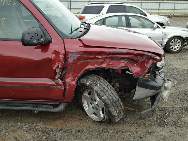 1GNFK16T34J190914 - 2004 CHEVROLET SUBURBAN K MAROON photo 9