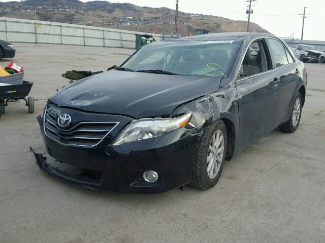 4T1BK3EK2AU105336 - 2010 TOYOTA CAMRY SE BLACK photo 2