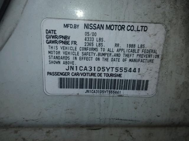 JN1CA31D5YT555441 - 2000 NISSAN MAXIMA GLE WHITE photo 10