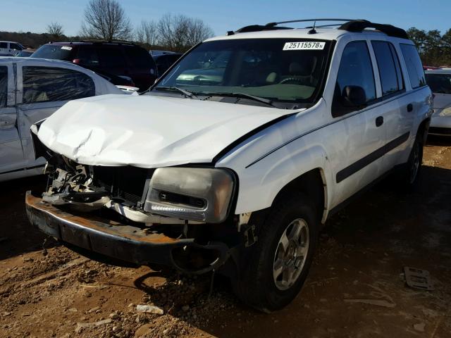 1GNES16SX56180601 - 2005 CHEVROLET TRAILBLAZE WHITE photo 2