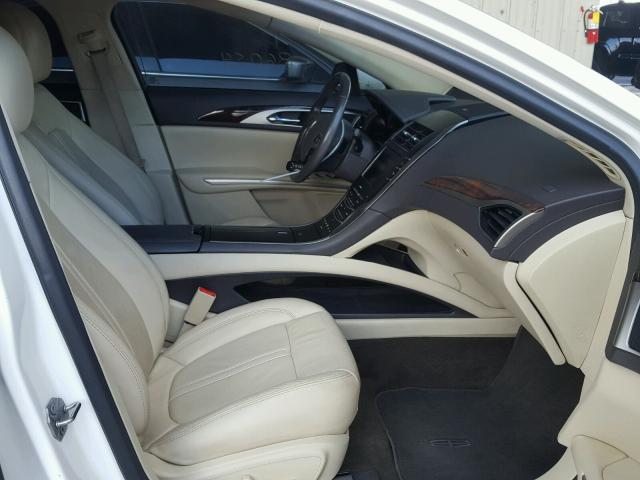 3LN6L2GK2DR801485 - 2013 LINCOLN MKZ Սպիտակ լուսանկար 5
