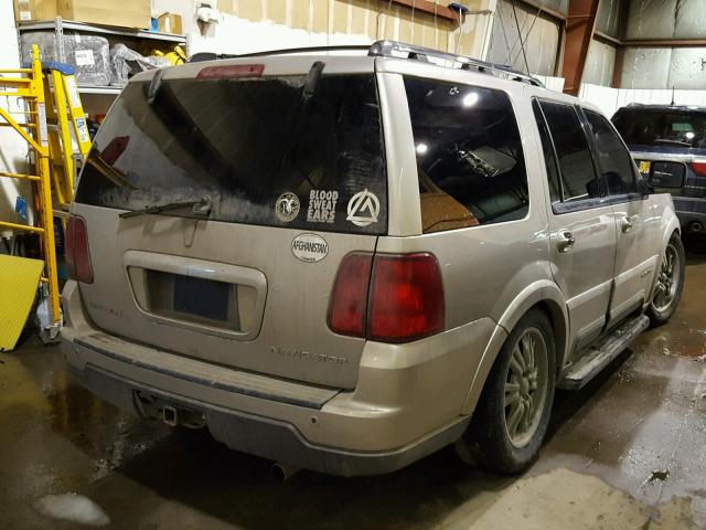 5LMFU28R74LJ16872 - 2004 LINCOLN NAVIGATOR SILVER photo 4