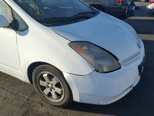 JTDKB20U253098486 - 2005 TOYOTA PRIUS WHITE photo 9