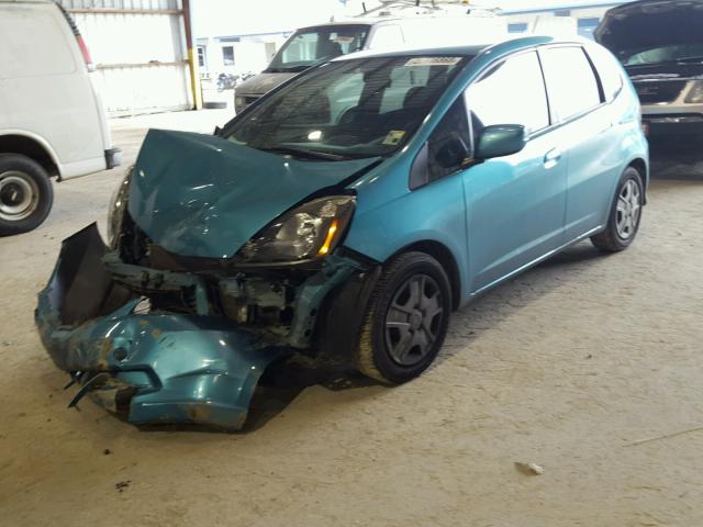 JHMGE8H3XDC011863 - 2013 HONDA FIT GREEN photo 2