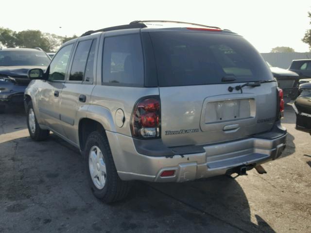 1GNDS13S132188302 - 2003 CHEVROLET TRAILBLAZE GRAY photo 3