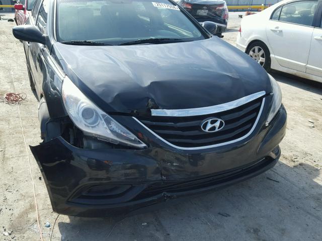 5NPEB4AC7BH065868 - 2011 HYUNDAI SONATA GLS BLACK photo 9