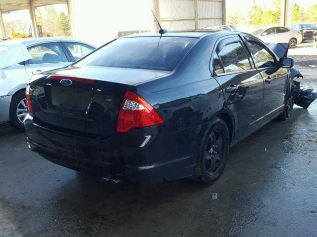 3FAHP0HA7AR292961 - 2010 FORD FUSION SE BLACK photo 4