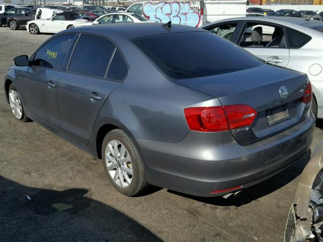 3VWDZ7AJ8BM044297 - 2011 VOLKSWAGEN JETTA SE GRAY photo 3