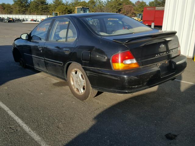 1N4DL01D5XC261018 - 1999 NISSAN ALTIMA XE BLACK photo 3