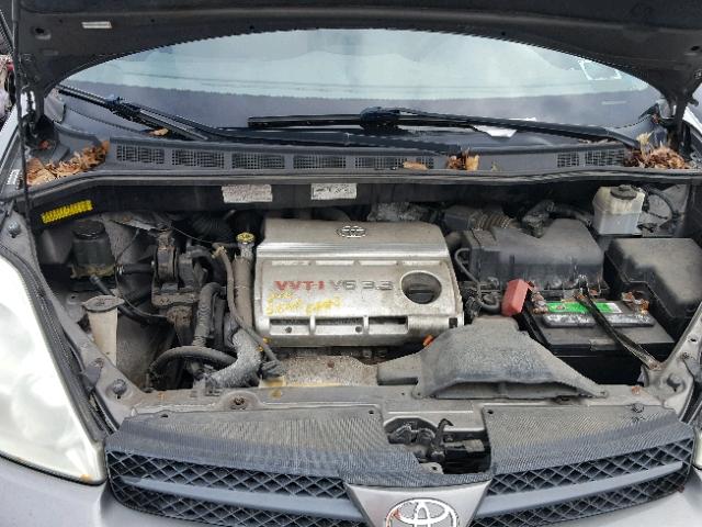 5TDZA23C44S085076 - 2004 TOYOTA SIENNA CE SILVER photo 7