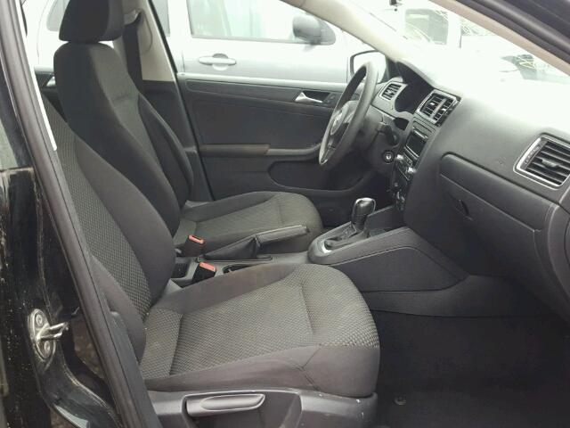 3VW2K7AJ8CM372266 - 2012 VOLKSWAGEN JETTA BASE 黑色 照片 5
