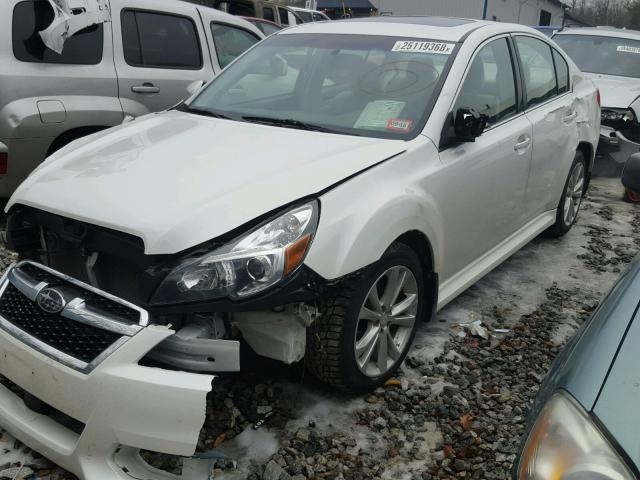 4S3BMBD65E3017955 - 2014 SUBARU LEGACY 2.5 WHITE photo 2