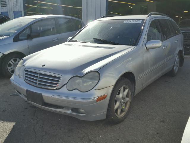 WDBRH64J42F249129 - 2002 MERCEDES-BENZ C 320 SILVER photo 2