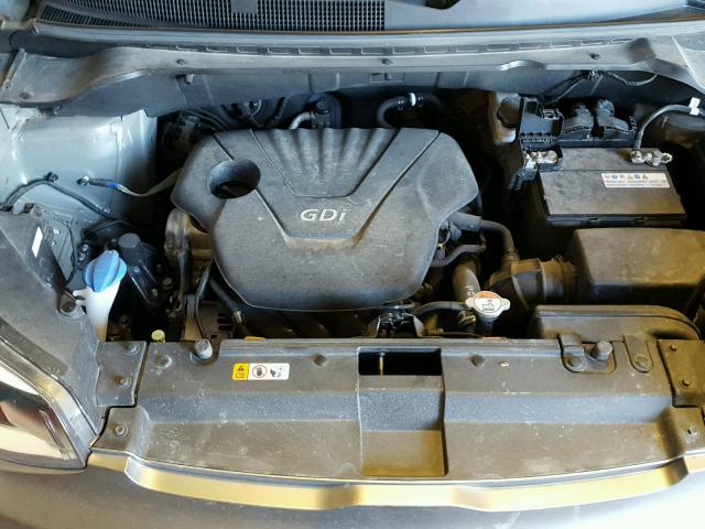 KNDJN2A22G7270754 - 2016 KIA SOUL GRAY photo 7