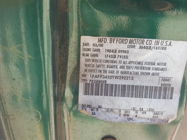 1FAFP3432YW292213 - 2000 FORD FOCUS SE GREEN photo 10