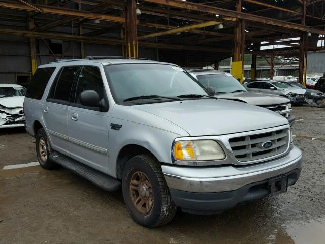 1FMRU15LXYLB66200 - 2000 FORD EXPEDITION SILVER photo 1