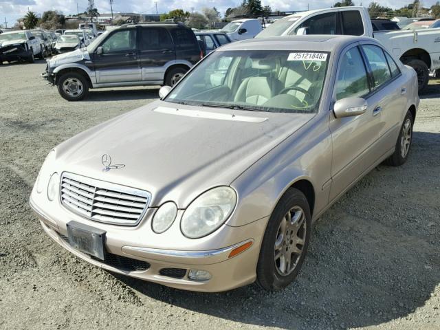 WDBUF82J74X123861 - 2004 MERCEDES-BENZ E 320 4MAT BEIGE photo 2