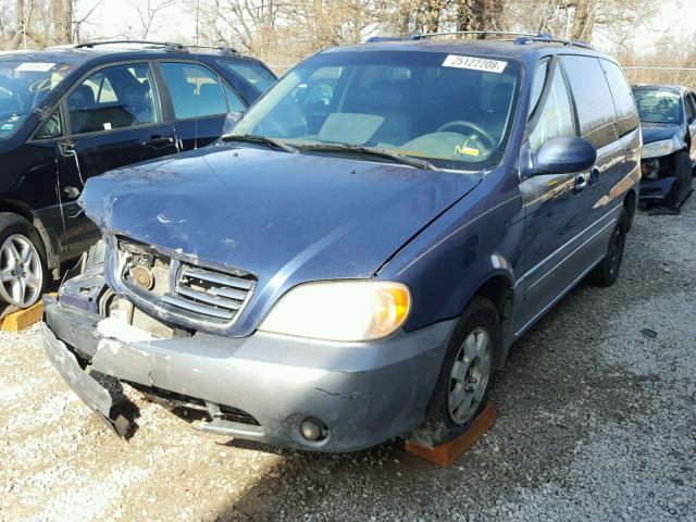 KNDUP131036370762 - 2003 KIA SEDONA EX BLUE photo 2