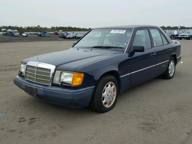 WDBEA34E9NB778219 - 1992 MERCEDES-BENZ 400 E BLUE photo 2